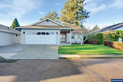 1832 Woodstock Cir NW, Salem, OR 97304 - Photo 1