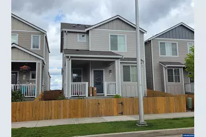 1255 Parkside Av, Woodburn, OR 97071 - Photo 1