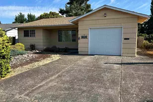 2301 Oregon Ct, Woodburn, OR 97071 - Photo 1