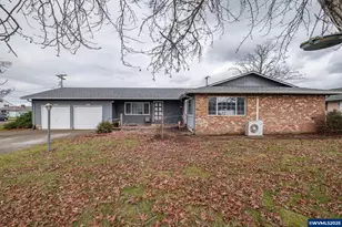 785 E St, Lebanon, OR 97355 - Photo 1