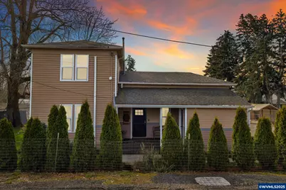 390 North Av, Jefferson, OR 97352 - Photo 1