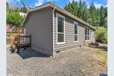 220 Hill St S, Detroit, OR 97342 - Photo 1