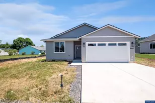 4440 Knotty Pne Ct, Sweet Home, OR 97386 - Photo 1