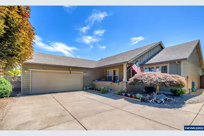 300 W Jadon Dr, Lebanon, OR 97355 - Photo 1