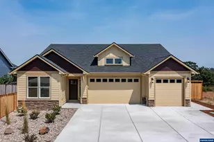 616 NE Kerns Dr, Dallas, OR 97338 - Photo 1