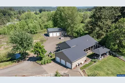 39844 McDowell Creek Dr, Lebanon, OR 97355 - Photo 1