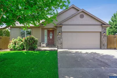 114 N 10th St, Jefferson, OR 97352 - Photo 1