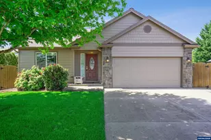 114 N 10th St, Jefferson, OR 97352 - Photo 1