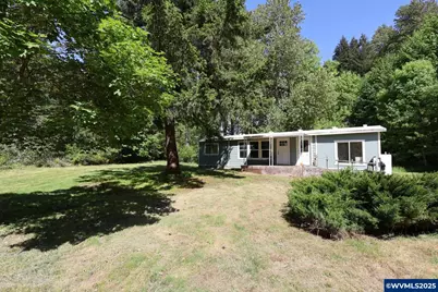 45728 Santiam Hwy, Sweet Home, OR 97386 - Photo 1