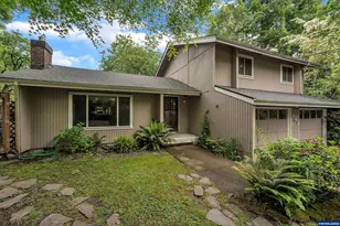 141 W 39th Ave, Eugene, OR 97401 - Photo 1