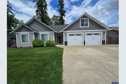 299 Fairview St, Mill City, OR 97360 - Photo 1