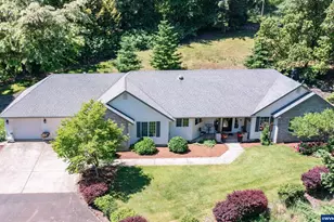 38711 Mountain Crest Ct, Lebanon, OR 97355 - Photo 1