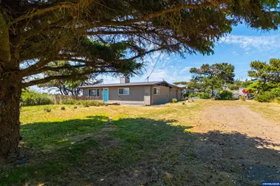1722 NW Abbey Ct, Waldport, OR 97394 - Photo 1