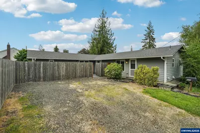 648 SW 3rd St, Sheridan, OR 97378 - Photo 1