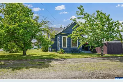 1109 4th Av, Stayton, OR 97383 - Photo 1