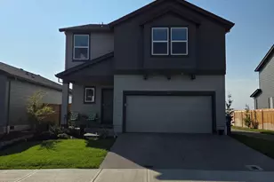 1111 Sparrow St, Woodburn, OR 97071 - Photo 1