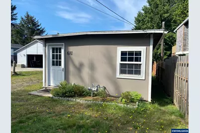 681 SE Neptune Av, Lincoln City, OR 97367 - Photo 1