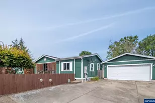 923 Walker Rd, Lebanon, OR 97355 - Photo 1