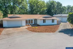 715 NW James Pl, Corvallis, OR 97330 - Photo 1