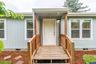 2110 NE Willamette Ave, Albany, OR 97321 - Photo 1