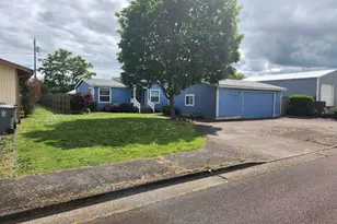 1050 W Maple St, Lebanon, OR 97355 - Photo 1