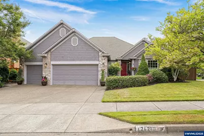 2421 NW Broadway St, Albany, OR 97321 - Photo 1