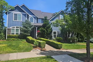 824 Pioneer Dr, Silverton, OR 97381 - Photo 1