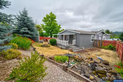 2000 Robins (#8) Ln SE, Salem, OR 97306 - Photo 1