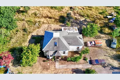 40267 Gates School Rd, Gates, OR 97346 - Photo 1