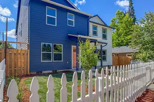 1170 7th St NW, Salem, OR 97304 - Photo 1