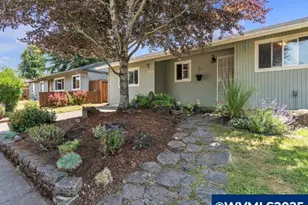 640 Maple St, Aumsville, OR 97325 - Photo 1