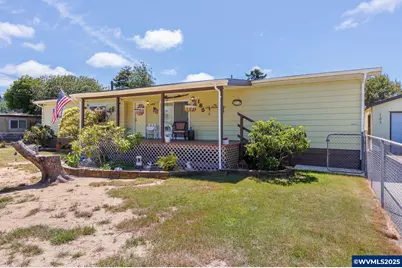 185 N 6th St, Lakeside, OR 97449 - Photo 1