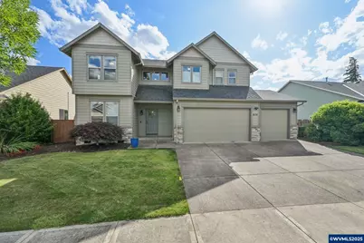 2174 A St St, Hubbard, OR 97032 - Photo 1