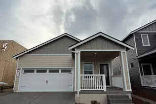 1112 Parkside Ave, Woodburn, OR 97071 - Photo 1