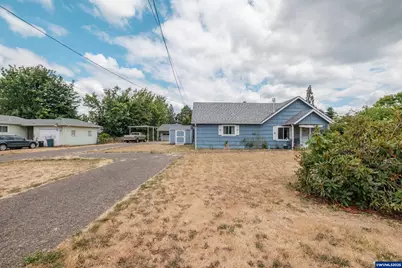 1217 1st Av, Sweet Home, OR 97386 - Photo 1