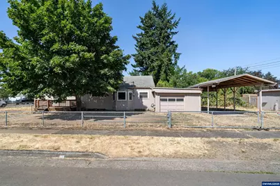 511 W C St, Lebanon, OR 97355 - Photo 1