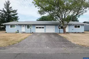 2610 SE Sherman (&amp 2612) St, Albany, OR 97322 - Photo 1