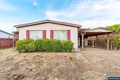 3245 S 8th St, Lebanon, OR 97355 - Photo 1