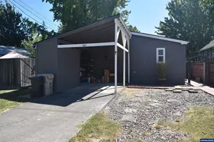 1667 NW Highland Dr, Corvallis, OR 97330 - Photo 1