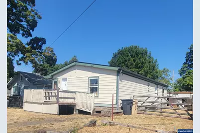 115 NE Columbus St, Albany, OR 97321 - Photo 1