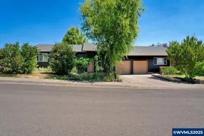 193 Jade (195) Pl, Philomath, OR 97370 - Photo 1