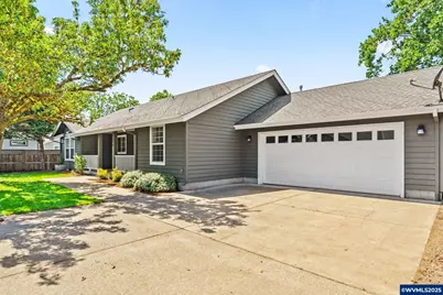 2449 Kalmia St, Eugene, OR 97404 - Photo 1