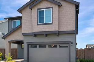 4748 Astronaut Ave NE, Salem, OR 97305 - Photo 1