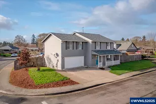 372 Pamela Ct, Jefferson, OR 97352 - Photo 1