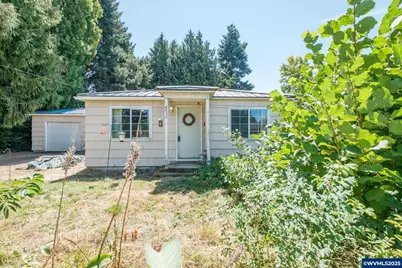 4452 Dover Av NE, Salem, OR 97305 - Photo 1