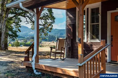 31527 Stoltz Hill Rd, Lebanon, OR 97355 - Photo 1