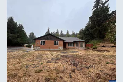 4072 Hidden Lake Dr NE, Silverton, OR 97381 - Photo 1