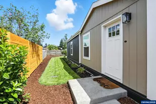 11657 Grouse Ln NE, Aurora, OR 97002 - Photo 1