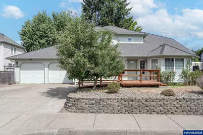 565 Fall Creek Dr N, Keizer, OR 97303 - Photo 1