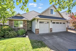 207 Finneys Ave, Molalla, OR 97038 - Photo 1